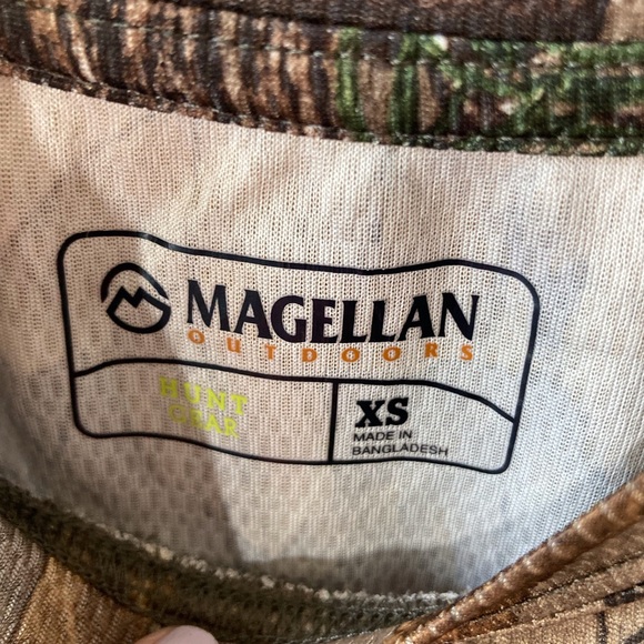 Magellan Kids Outdoors Camo Hunt Gear Short Sleeves- Sz XS- Green- Used - Picture 5 of 6